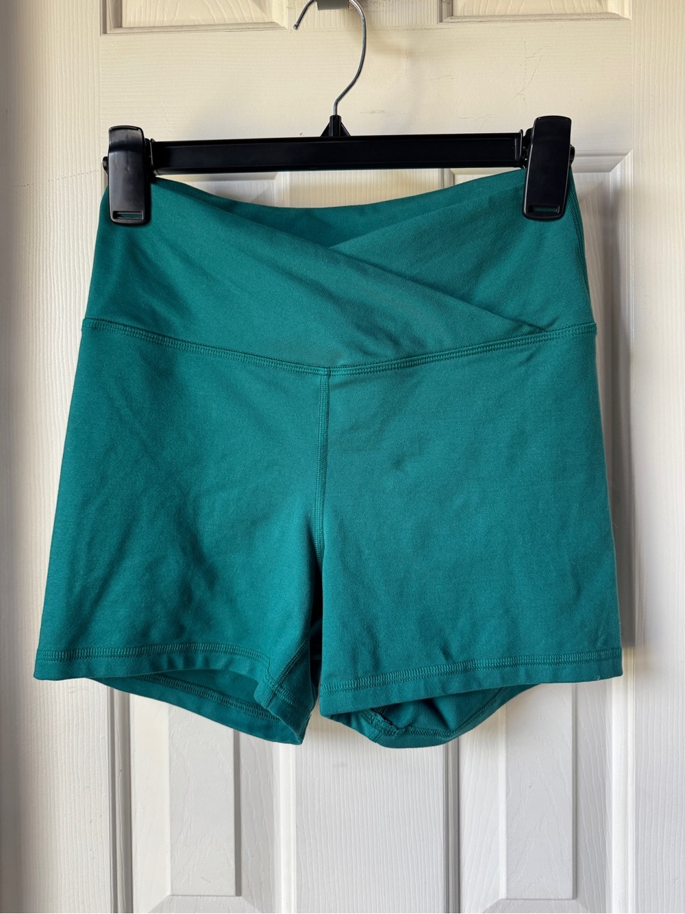 FLEO Cross-Waist Teal Women’s Active Shorts